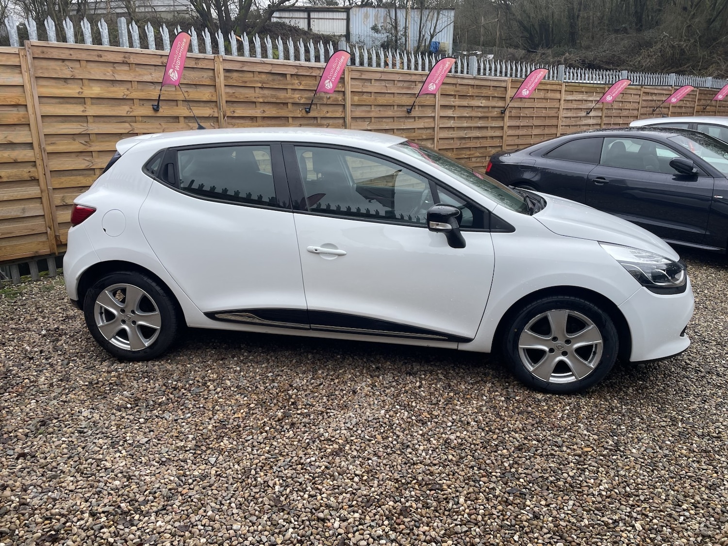 Used Renault Clio 2016 for sale - 77707234: Photo 5