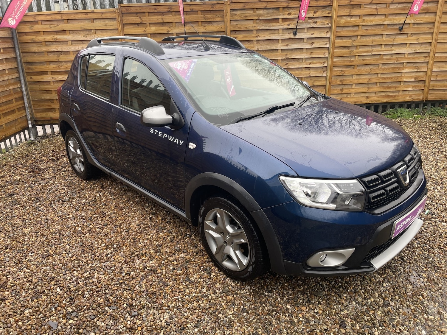 Used Dacia Sandero Stepway 2018 for sale - 77694246: Photo 4