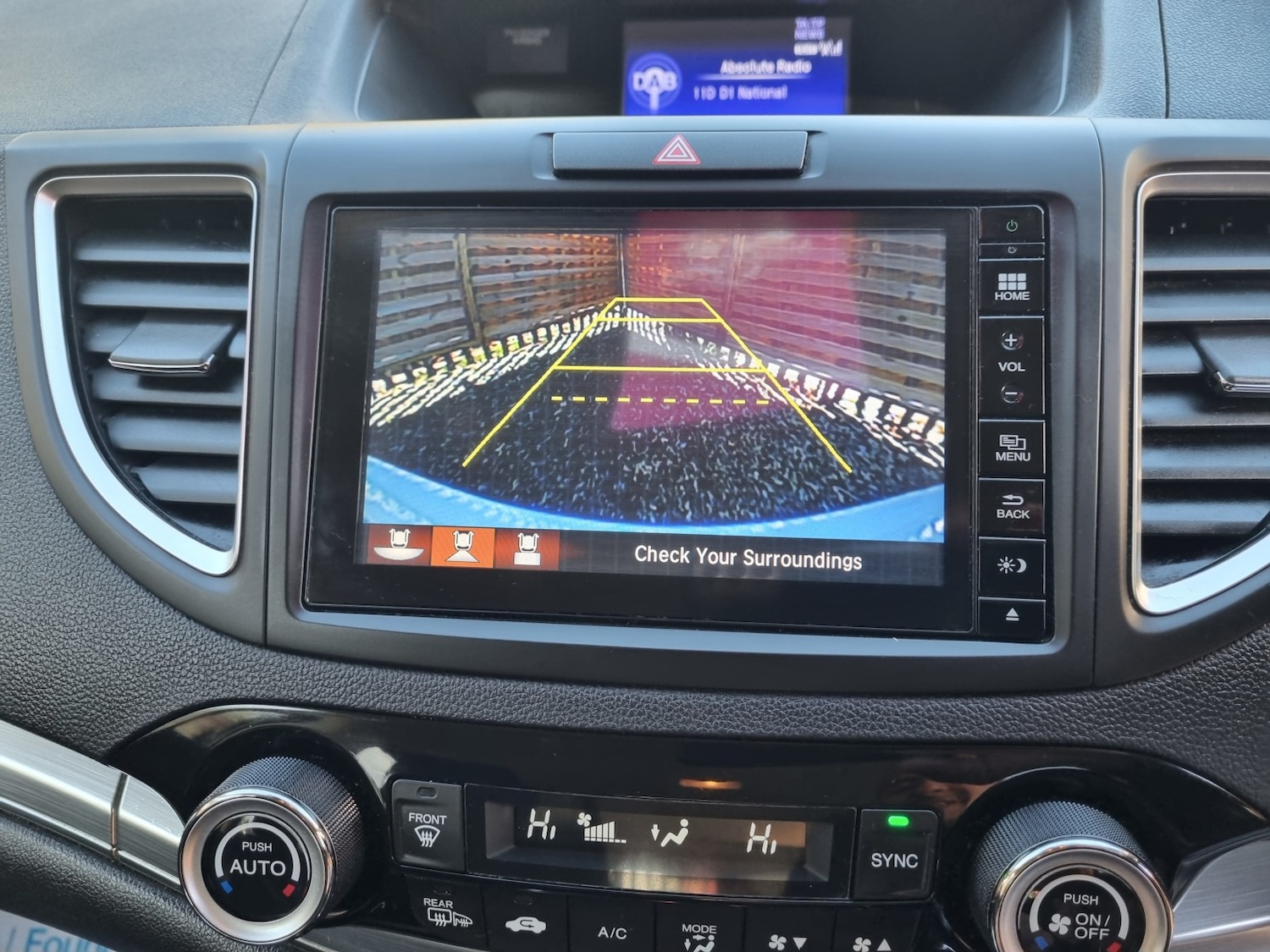 Used Honda CR-V 2015 for sale - 76369245: Photo 15