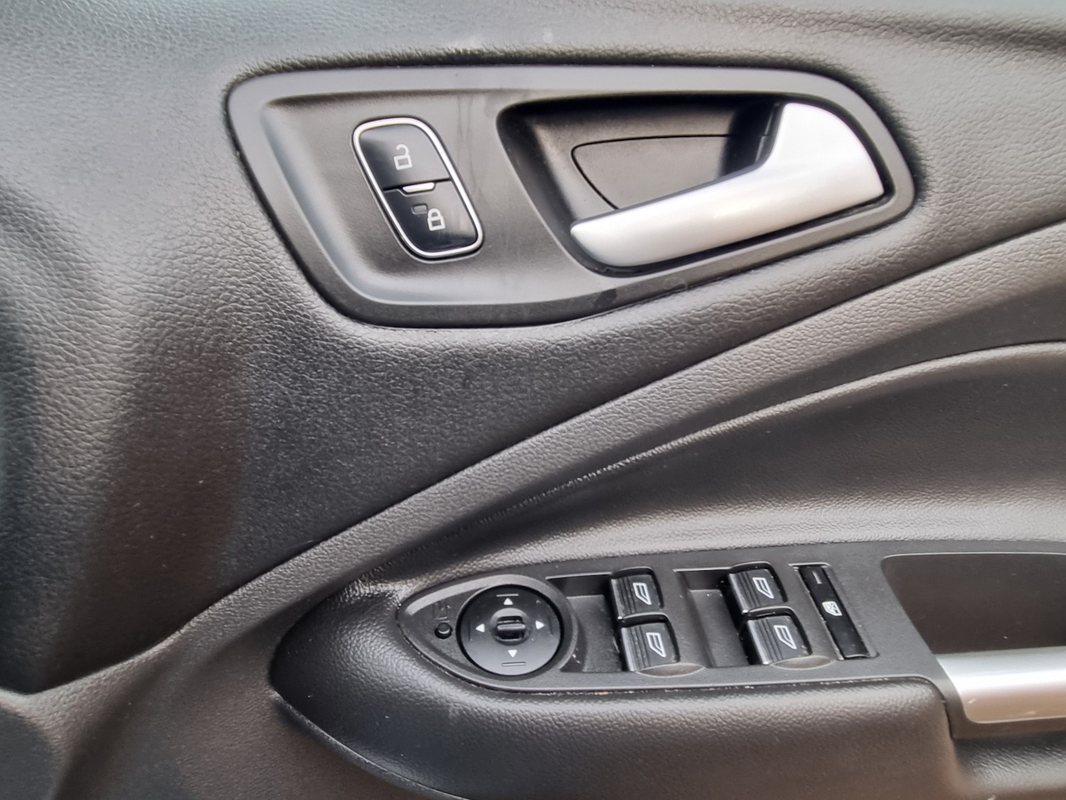 Used Ford Kuga 2018 for sale - 77073155: Photo 19