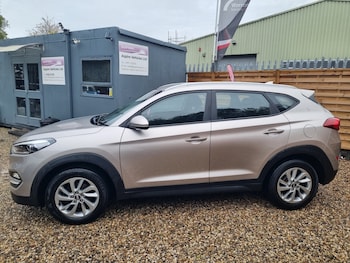 Used Hyundai TUCSON 2016 for sale - 76407592: Photo