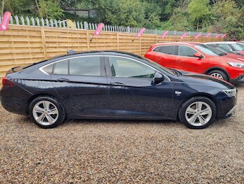 Used Vauxhall Insignia 2018 for sale - 75645964: Photo