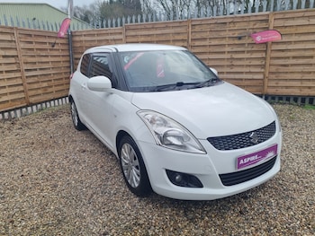 Used Suzuki Swift 2012 for sale - 77494728: Photo
