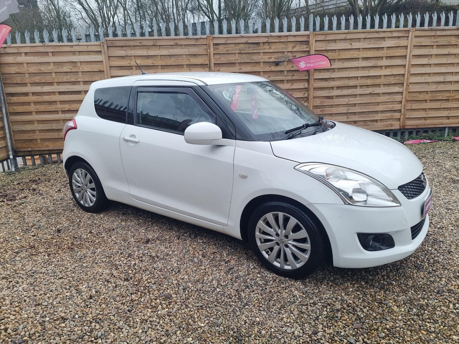 Used Suzuki Swift 2012 for sale - 77494728: Photo 3