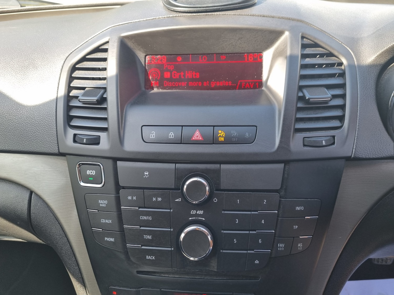 Used Vauxhall Insignia 2015 for sale - 78168716: Photo 14