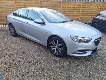 Used Vauxhall Insignia 2017 for sale - 76935278: Photo