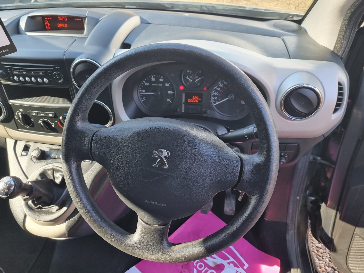 Used Peugeot Partner Tepee 2014 for sale - 78168844: Photo 11