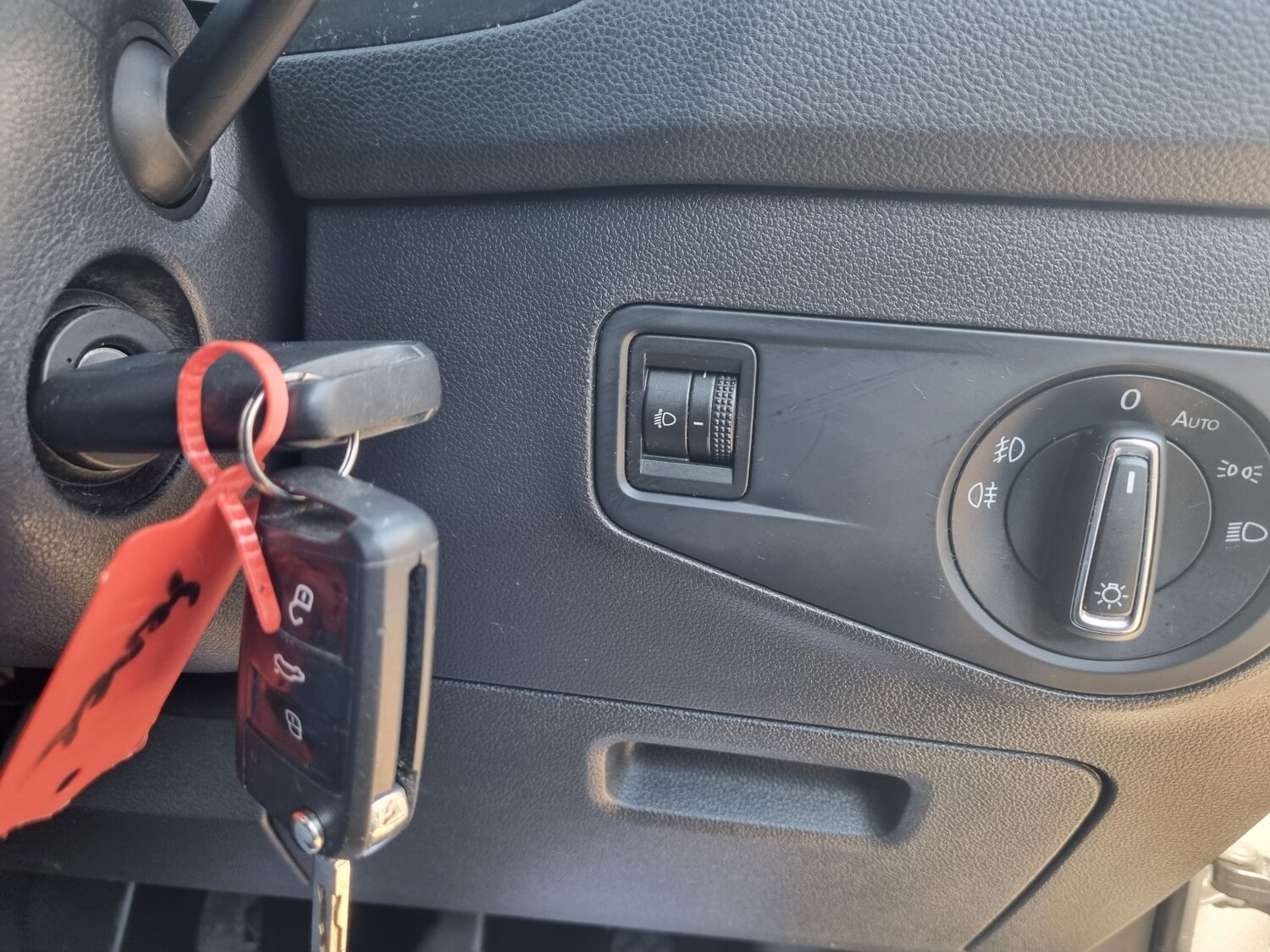 Used Volkswagen Tiguan 2017 for sale - 78155451: Photo 21