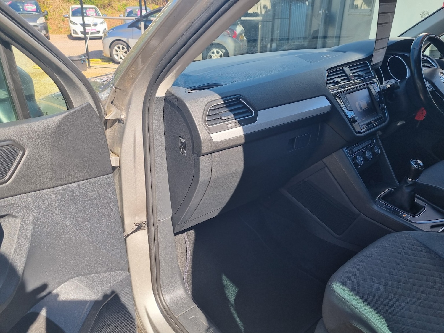 Used Volkswagen Tiguan 2017 for sale - 78155451: Photo 7