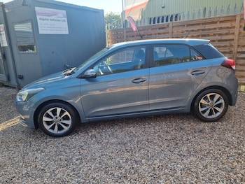 Used Hyundai i20 2016 for sale - 79379050: Photo