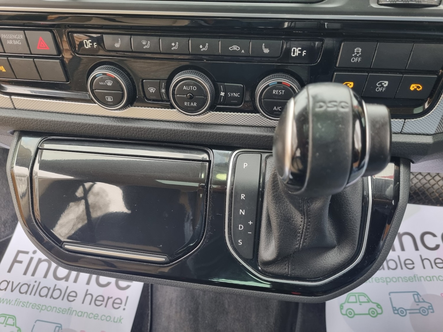 Used Volkswagen Caravelle 2017 for sale - 78134942: Photo 25