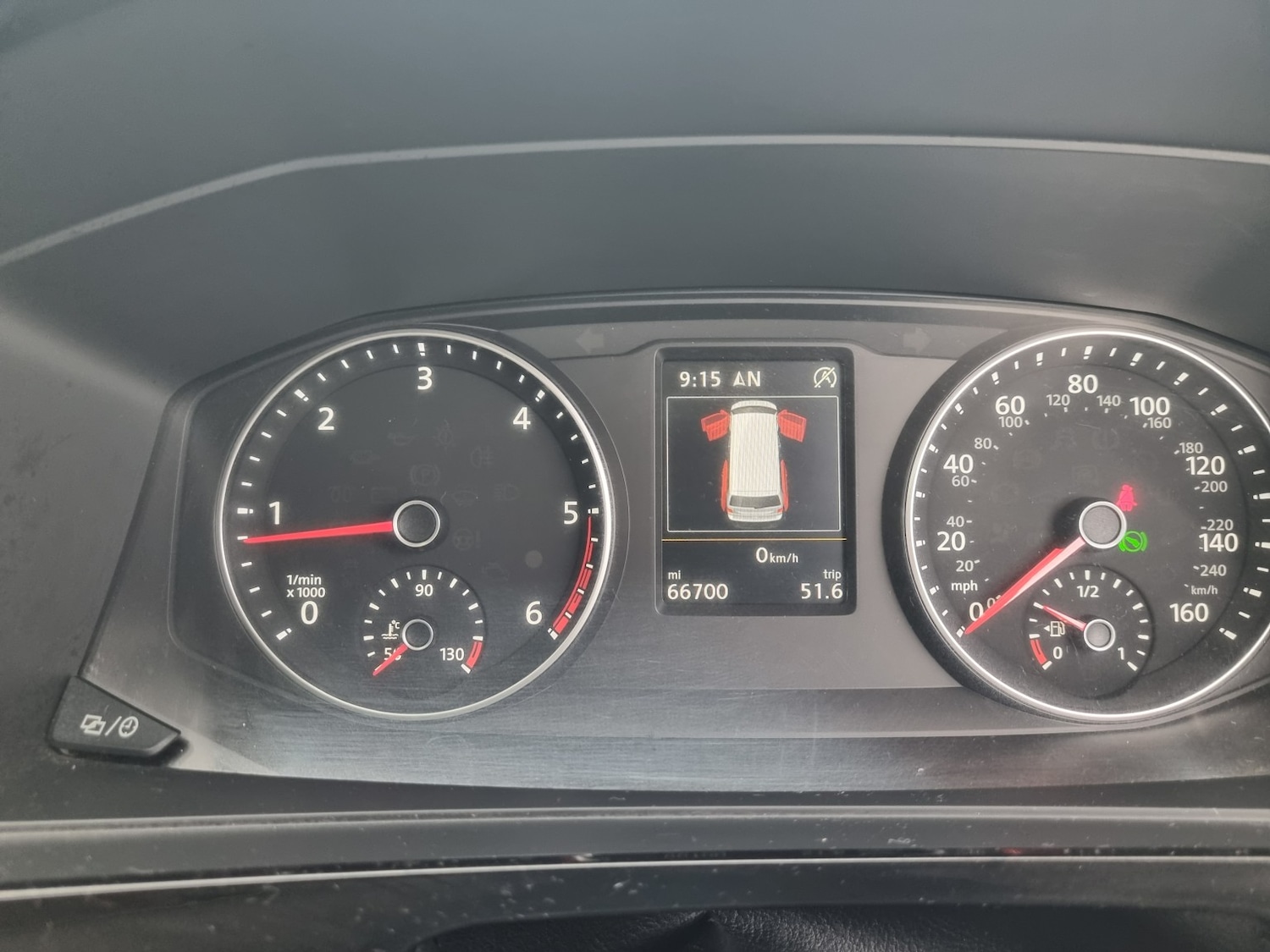 Used Volkswagen Caravelle 2017 for sale - 78134942: Photo 30