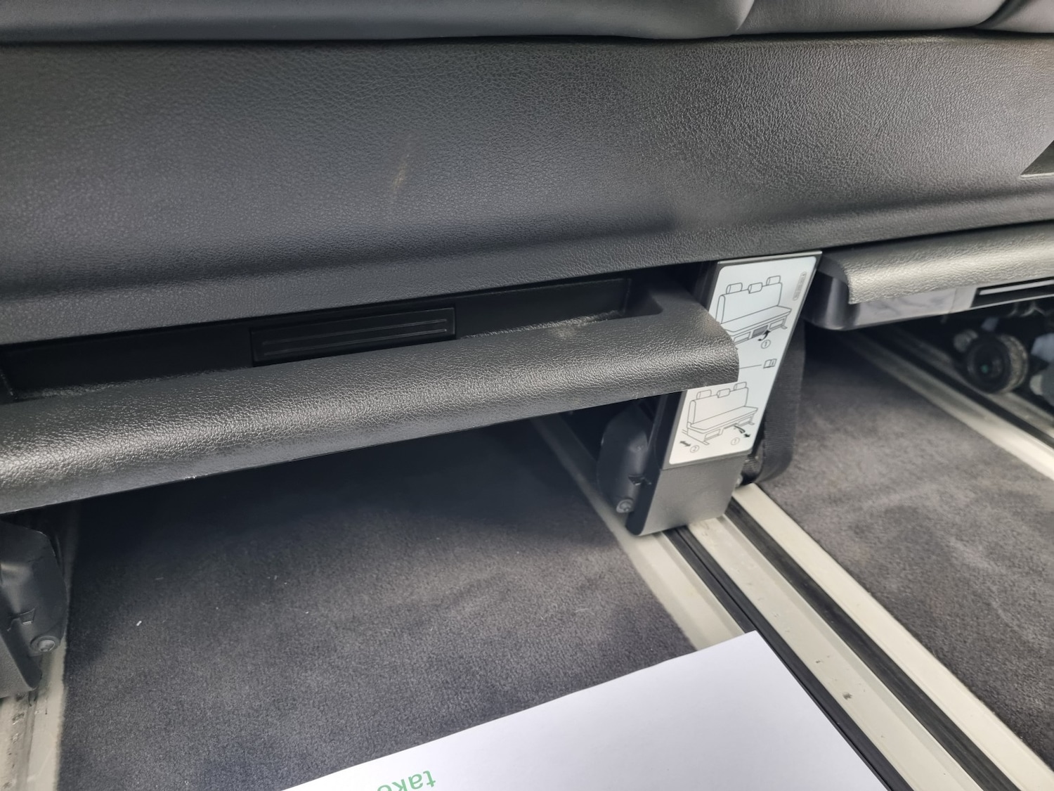 Used Volkswagen Caravelle 2017 for sale - 78134942: Photo 32