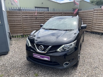 Used Nissan Qashqai 2017 for sale - 78920856: Photo