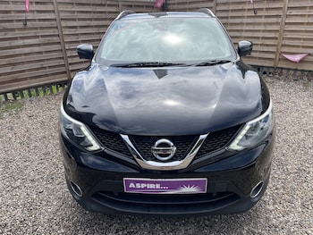 Used Nissan Qashqai 2017 for sale - 78920856: Photo