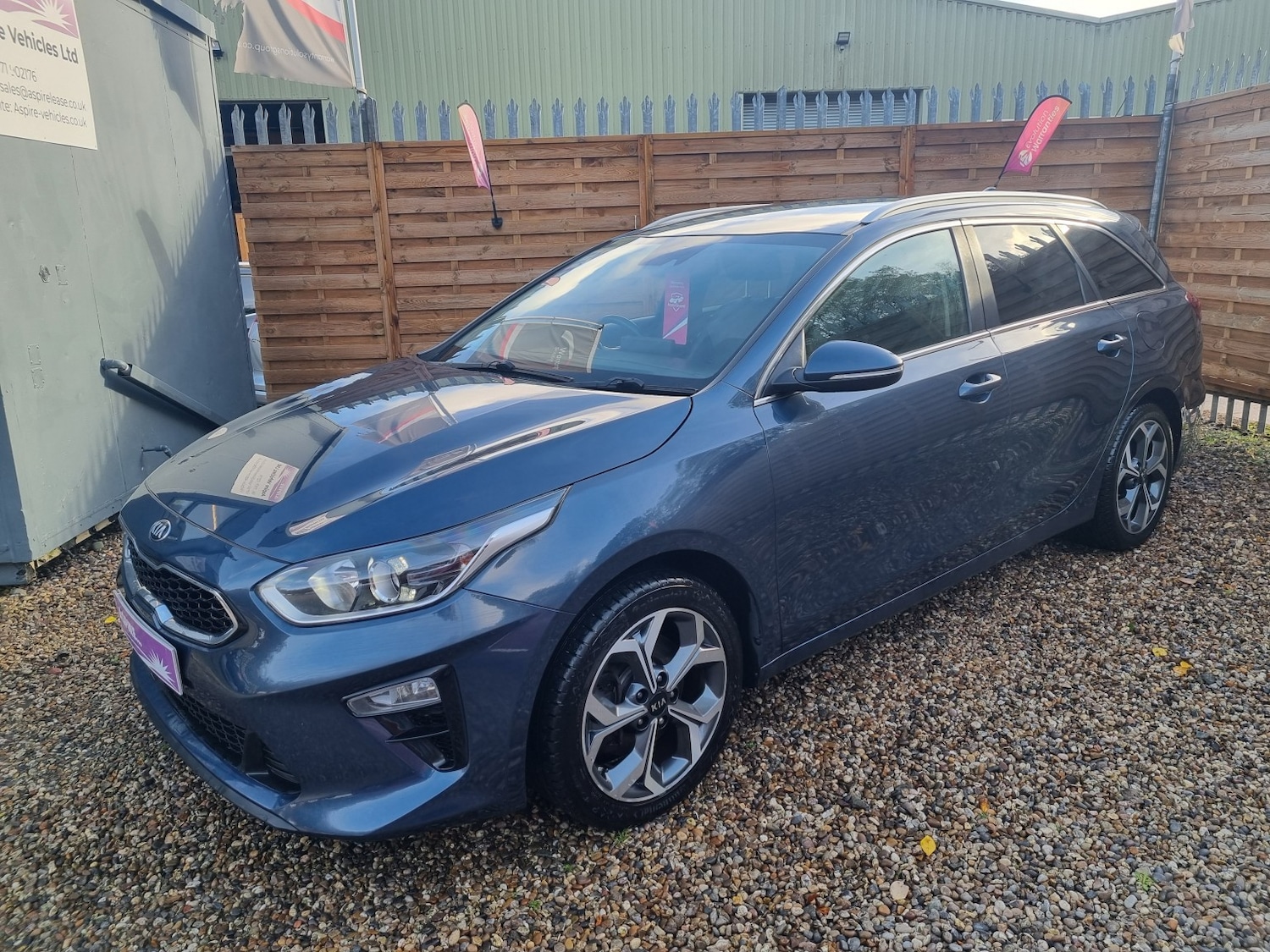 Used Kia Ceed 2019 for sale - 76571178: Photo 2