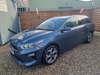 Used Kia Ceed 2019 for sale - 76571178: Photo