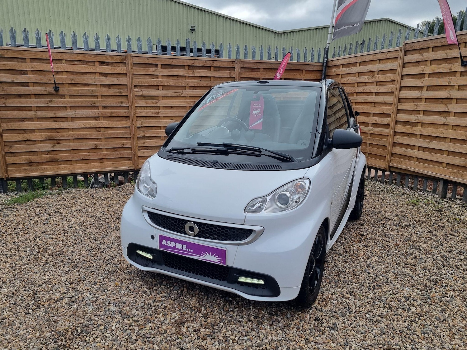 Used smart fortwo 2014 for sale - 76201269: Photo 1
