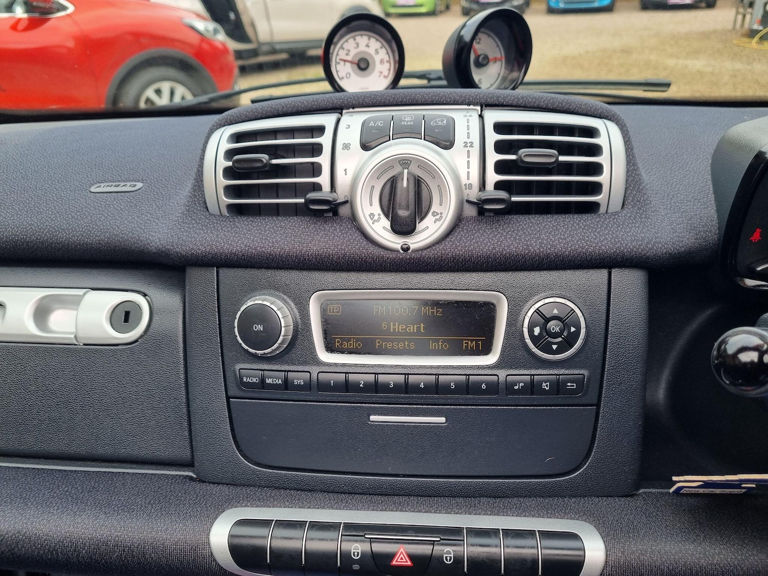 Used smart fortwo 2014 for sale - 76201269: Photo 14