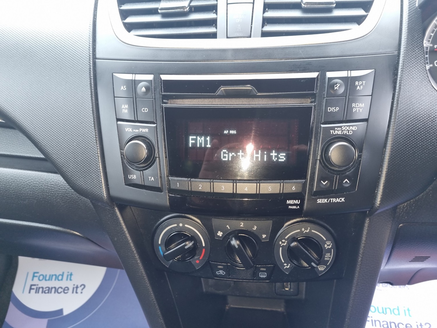 Used Suzuki Swift 2014 for sale - 77038900: Photo 14