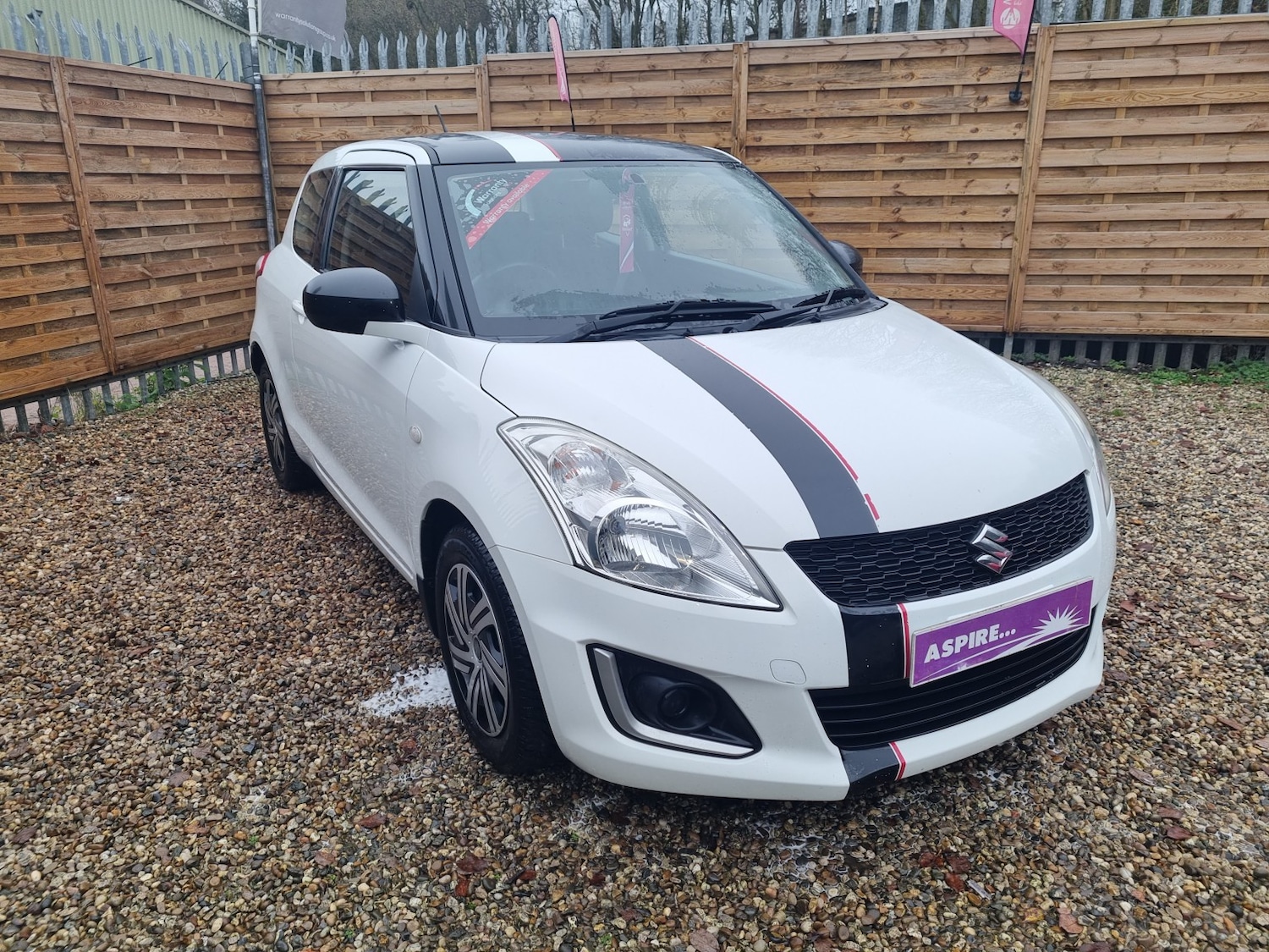 Used Suzuki Swift 2014 for sale - 77038900: Photo 3
