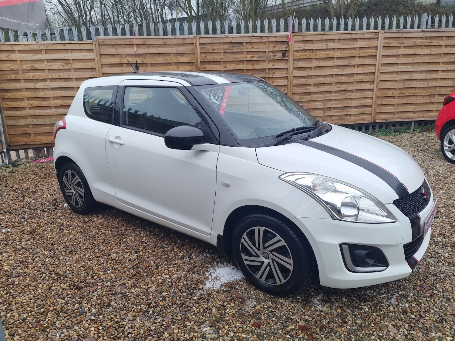 Used Suzuki Swift 2014 for sale - 77038900: Photo 4