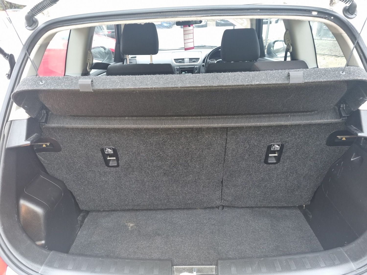 Used Suzuki Swift 2014 for sale - 77038900: Photo 9