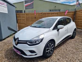 Used Renault Clio 2019 for sale - 74787792: Photo