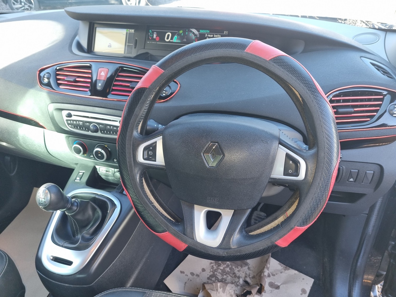 Used Renault Scenic 2011 for sale - 77558513: Photo 11