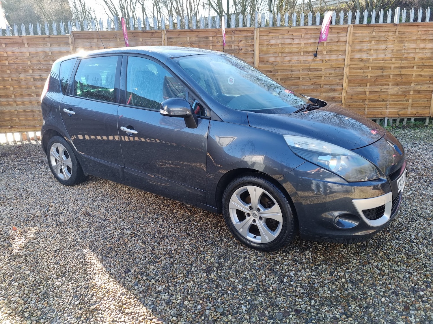 Used Renault Scenic 2011 for sale - 77558513: Photo 2