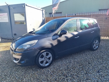 Used Renault Scenic 2011 for sale - 77558513: Photo