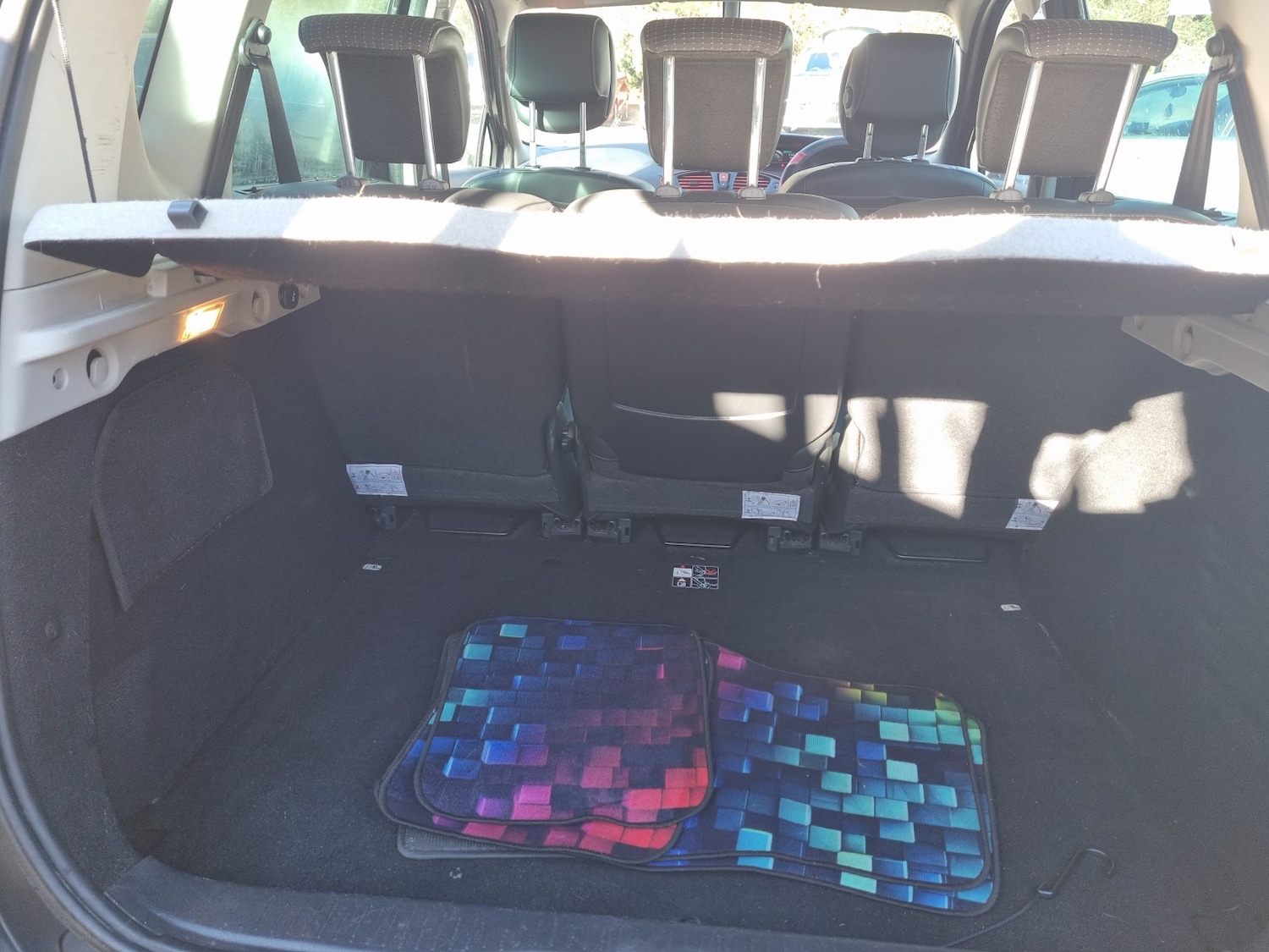 Used Renault Scenic 2011 for sale - 77558513: Photo 9