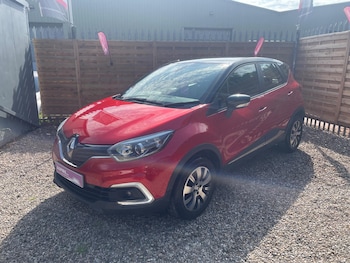Used Renault Captur 2018 for sale - 75552988: Photo