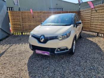 Used Renault Captur 2015 for sale - 74602847: Photo