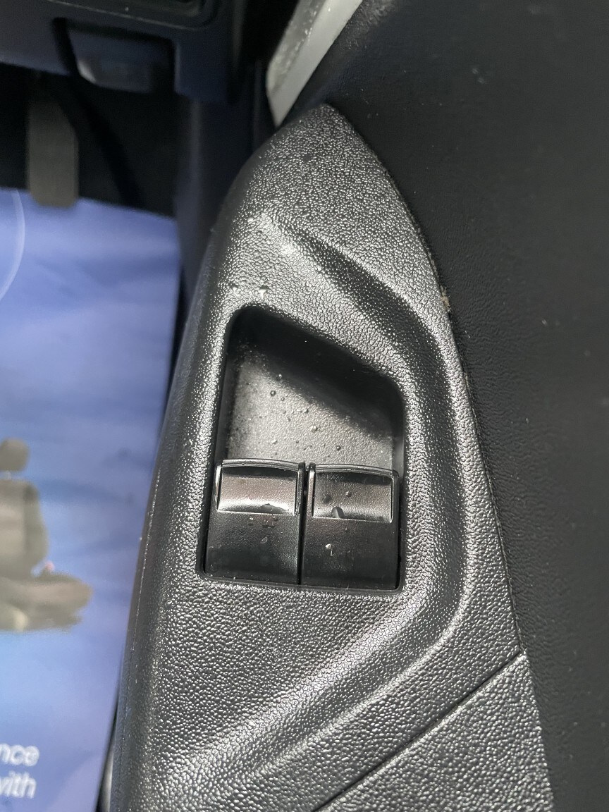 Used Peugeot 108 2014 for sale - 77968639: Photo 27