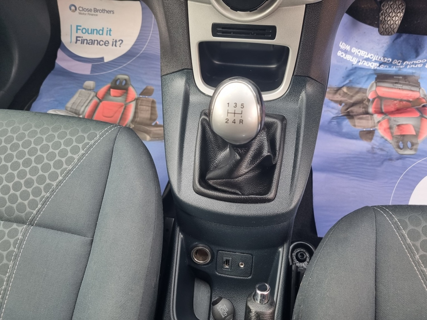 Used Ford Fiesta 2011 for sale - 76471247: Photo 15