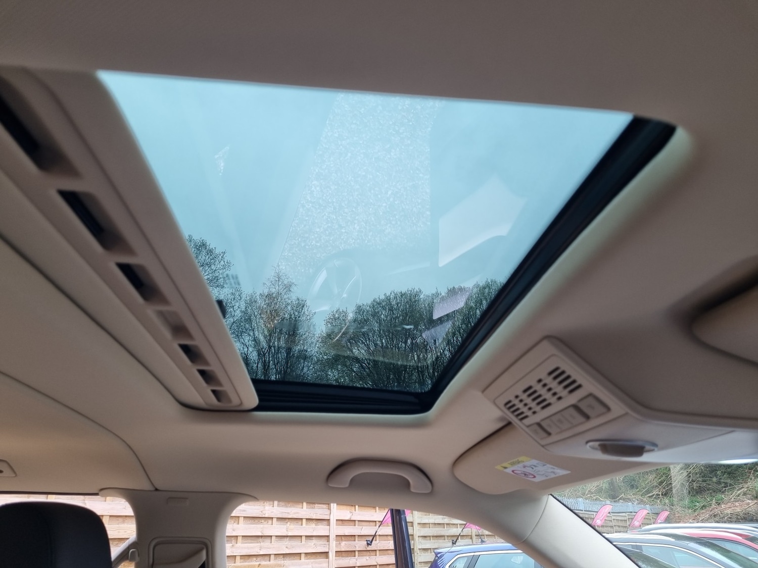 Used Volkswagen Caravelle 2017 for sale - 78182864: Photo 35