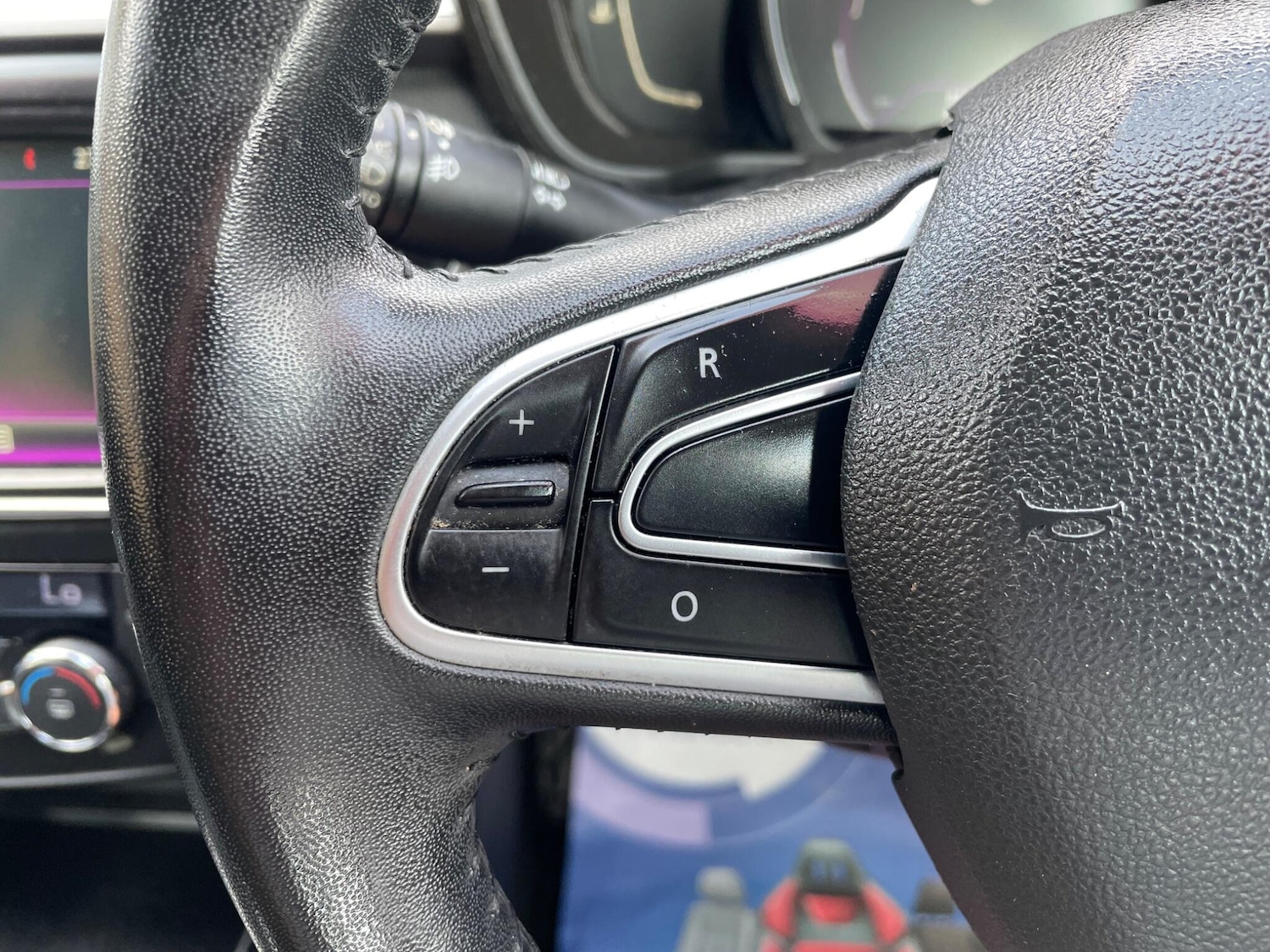 Used Renault Kadjar 2015 for sale - 76175526: Photo 17