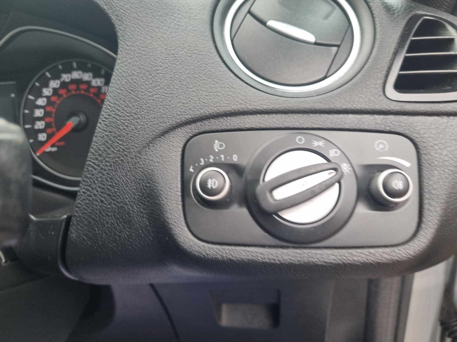 Used Ford S-Max 2010 for sale - 76369368: Photo 19