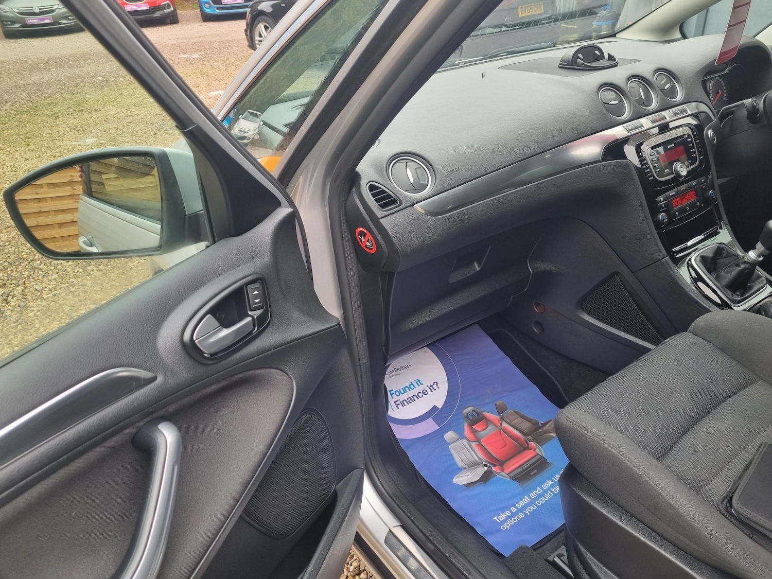 Used Ford S-Max 2010 for sale - 76369368: Photo 6