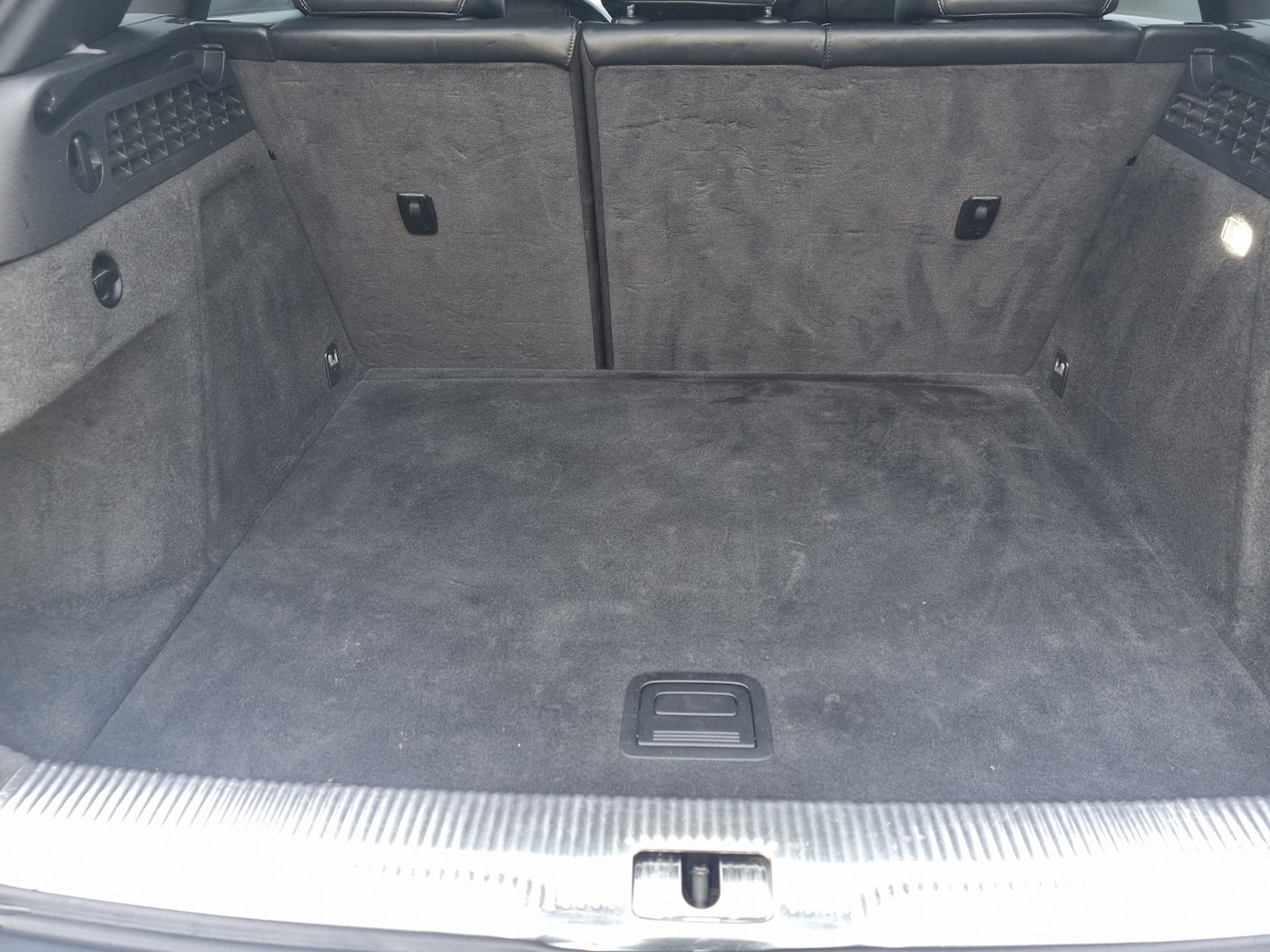 Used Audi Q3 2017 for sale - 77073154: Photo 9