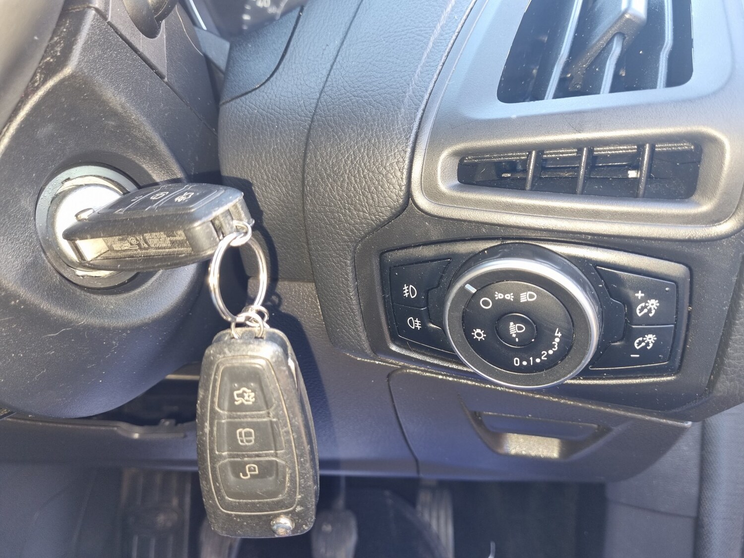 Used Ford Focus 2015 for sale - 77558603: Photo 18