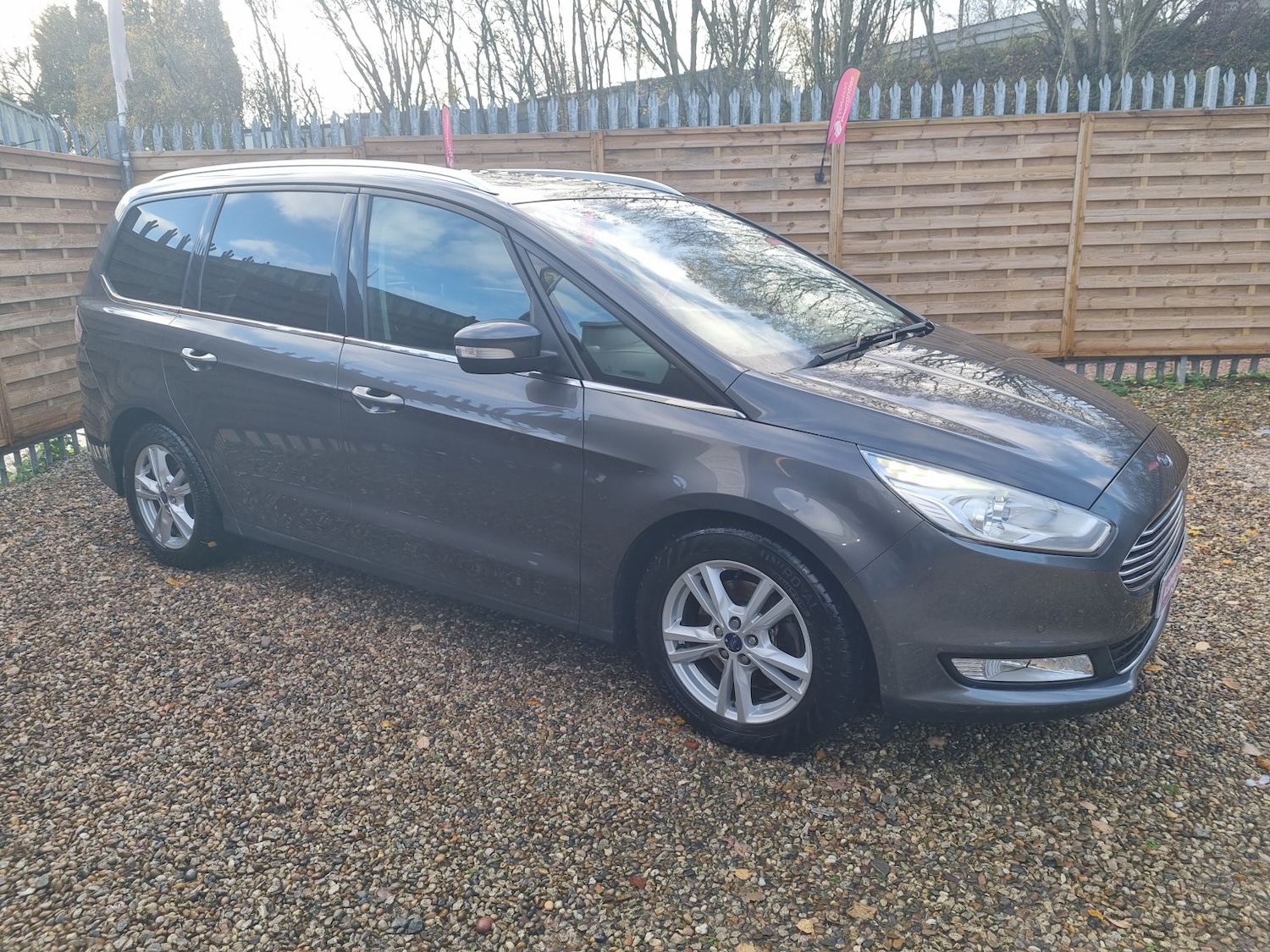 Used Ford Galaxy 2015 for sale - 76897003: Photo 4