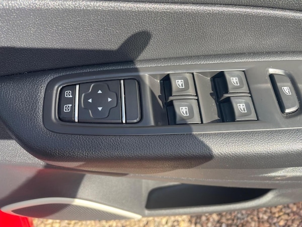 Used Renault Captur 2018 for sale - 76319223: Photo 23