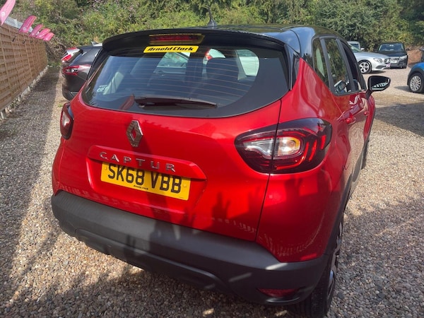 Used Renault Captur 2018 for sale - 76319223: Photo 8