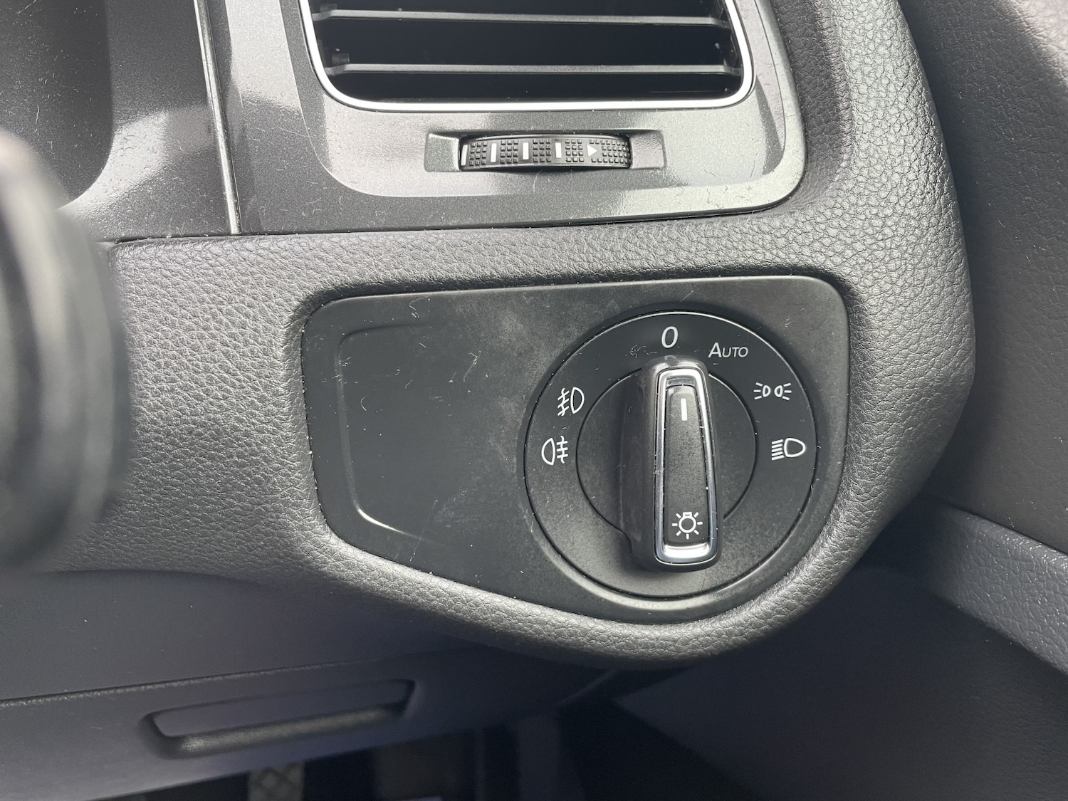 Used Volkswagen Golf 2017 for sale - 76687248: Photo 18