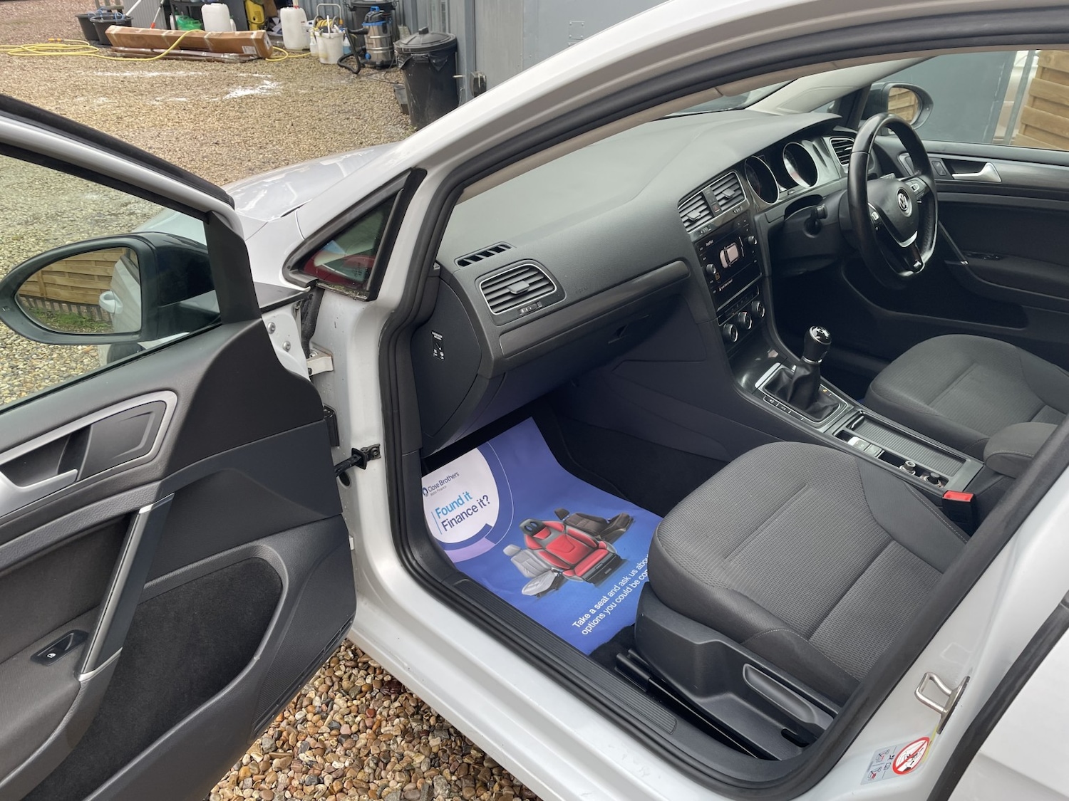 Used Volkswagen Golf 2017 for sale - 76687248: Photo 9