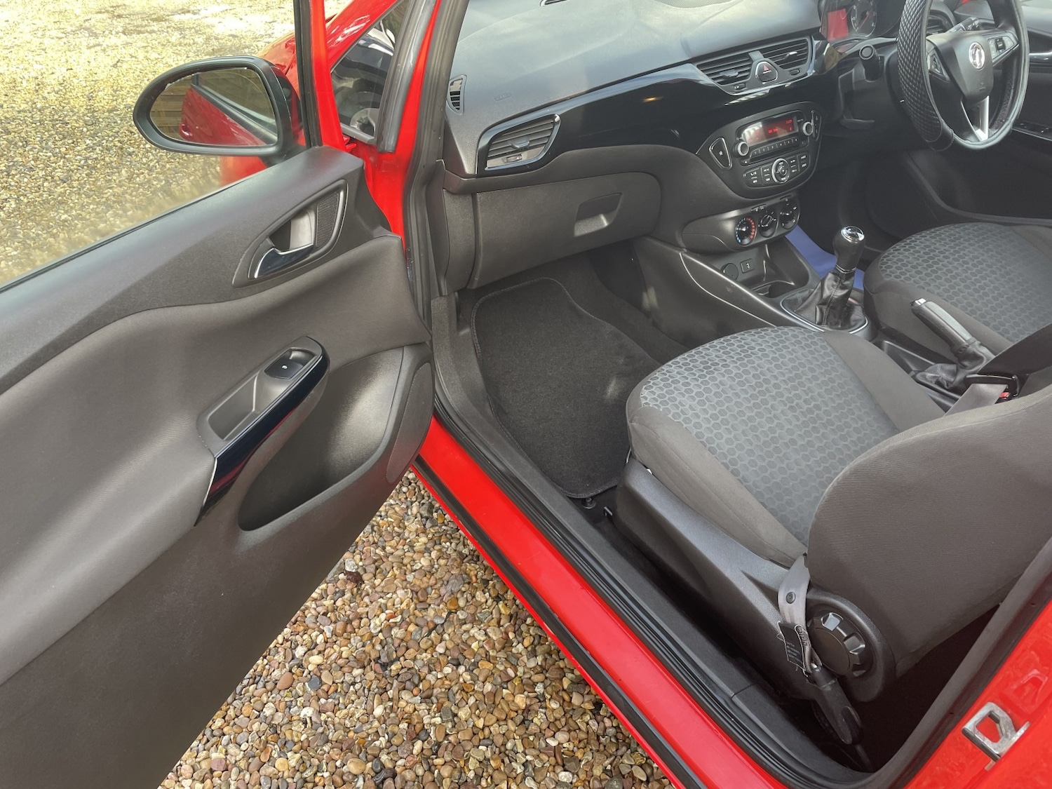 Used Vauxhall Corsa 2015 for sale - 77357375: Photo 12