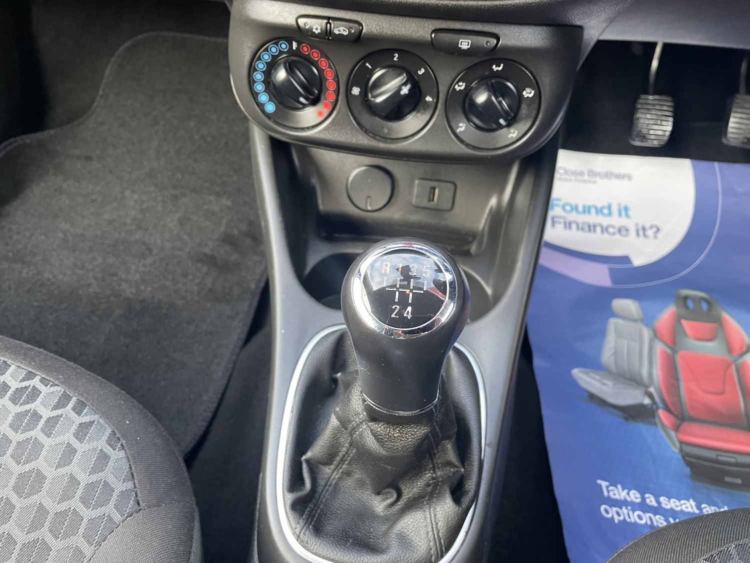 Used Vauxhall Corsa 2015 for sale - 77357375: Photo 18