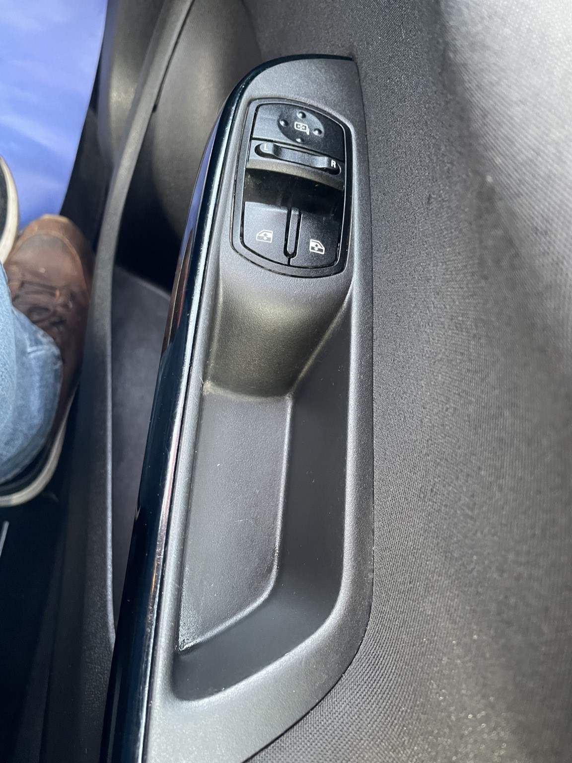 Used Vauxhall Corsa 2015 for sale - 77357375: Photo 21